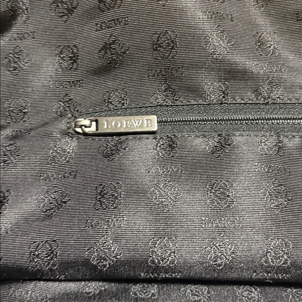 Loewe Black Nylon Tote Bag with a Spacious Design - Picture 13 of 15